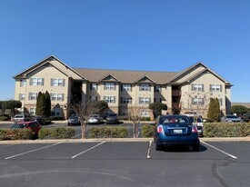 1632 Harts Ridge Dr in Seneca, SC - Building Photo