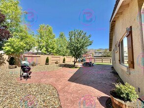 10096 Silver Star Dr in Reno, NV - Building Photo - Building Photo