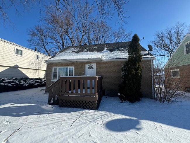 property at 16935 Western Ave