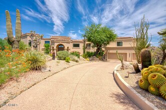 10420 E Morning Vista Ln in Scottsdale, AZ - Building Photo - Building Photo