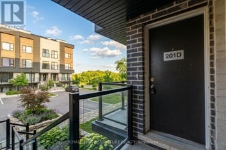 16 Melbourne Ave in St Catharines, ON - Building Photo - Building Photo