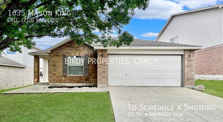 1635 Mason King in San Antonio, TX - Building Photo