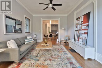 234 Seaton St in Toronto, ON - Building Photo - Building Photo