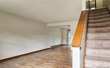 252 Harrisville Rd-Unit -C in Woodstock, CT - Building Photo - Building Photo