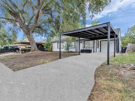 7914 Belbay St in Houston, TX - Building Photo