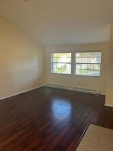 853 Miller Ct in Ventura, CA - Foto de edificio - Building Photo