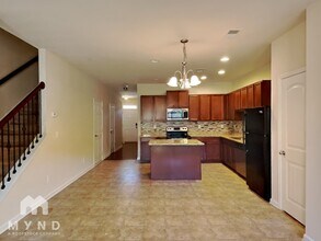 6872 Zaniah Rd in Atlanta, GA - Building Photo - Building Photo