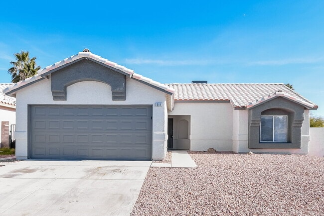 5004 Crystal Breeze Ln