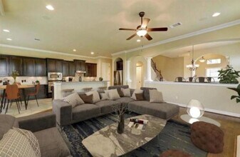 181 Roberto Drive in Lakeway, TX - Building Photo - Building Photo