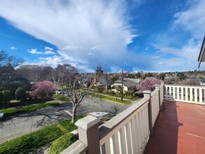 99 Wellington Ave in Victoria, BC - Building Photo - Building Photo