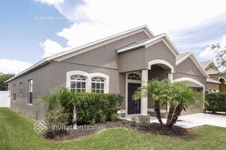 1827 Atlantic Dr in Ruskin, FL - Foto de edificio - Building Photo