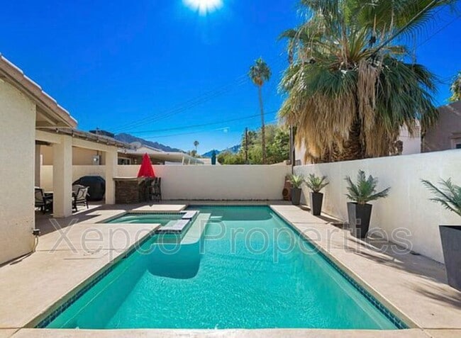 51865 Avenida Velasco in La Quinta, CA - Foto de edificio - Building Photo