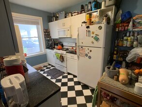 1662 Commonwealth Avenue, Unit 22 in Boston, MA - Building Photo - Building Photo