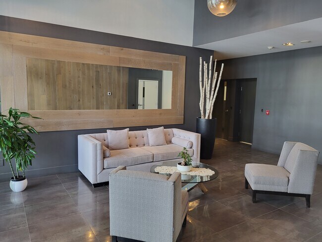 4001 Elsa-Triolet Rue in Laval, QC - Building Photo - Building Photo