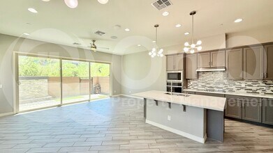 7423 E Paraiso Dr in Scottsdale, AZ - Building Photo - Building Photo