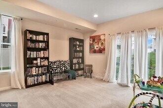 7905 Trailview Xing in Glen Burnie, MD - Building Photo - Building Photo