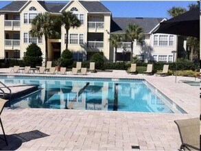 1043 S Hiawassee Rd in Orlando, FL - Building Photo - Building Photo