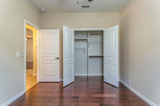 54 E Heritage Mill Cir in Tomball, TX - Building Photo - Building Photo