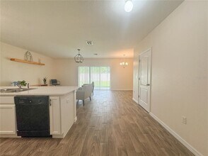 12823 Buffalo Run Dr in Gibsonton, FL - Building Photo - Building Photo