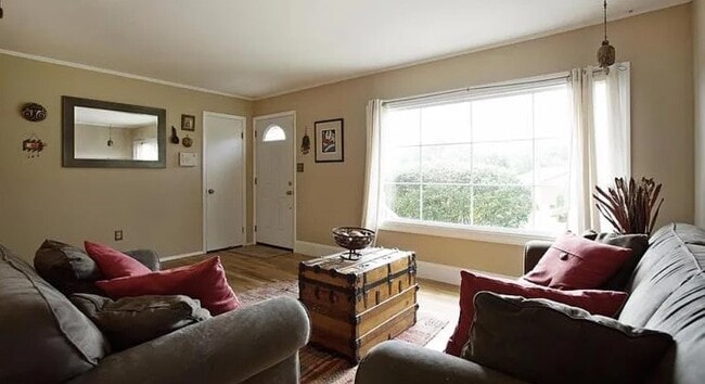 14807 Ashdale Ave in Woodbridge, VA - Building Photo - Building Photo