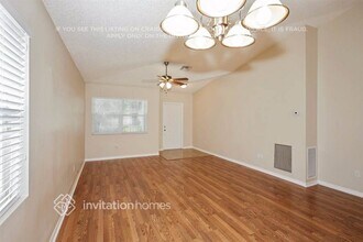 1041 Park Hill Dr in Haverhill, FL - Building Photo - Building Photo