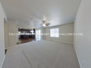 12004 Eagle Crest Ct in Peyton, CO - Building Photo - Building Photo