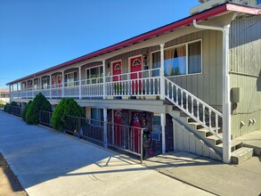 The Coachman in Yakima, WA - Building Photo - Primary Photo