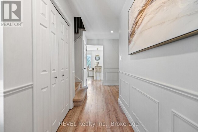 6362 Galaxy Dr in Niagara Falls, ON - Building Photo - Building Photo