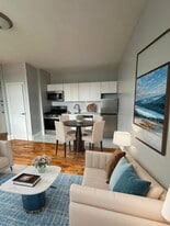 912 90th St in North Bergen, NJ - Building Photo