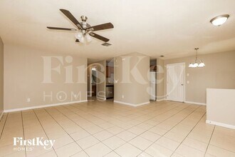 1212 E 108th Ave in Tampa, FL - Building Photo - Building Photo