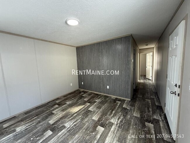 799 Stillwater Ave in Old Town, ME - Building Photo - Building Photo