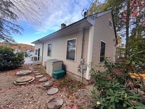 12 Lake Dr in Chesterfield, NH - Building Photo - Building Photo