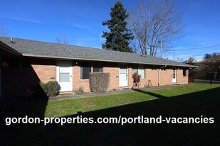 1171 NE 65th Ave in Portland, OR - Building Photo