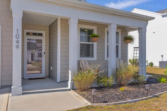 1049 Burled Oak Rdg Lp SE in Bolivia, NC - Building Photo - Building Photo