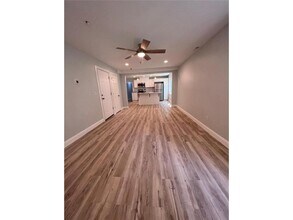 910 N Oliver Ave in Minneapolis, MN - Building Photo - Building Photo