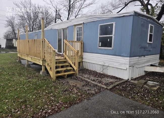 property at 32 Island Lake Dr