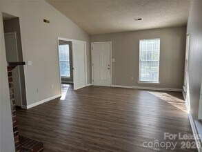6714 Marston Ct in Charlotte, NC - Building Photo - Building Photo