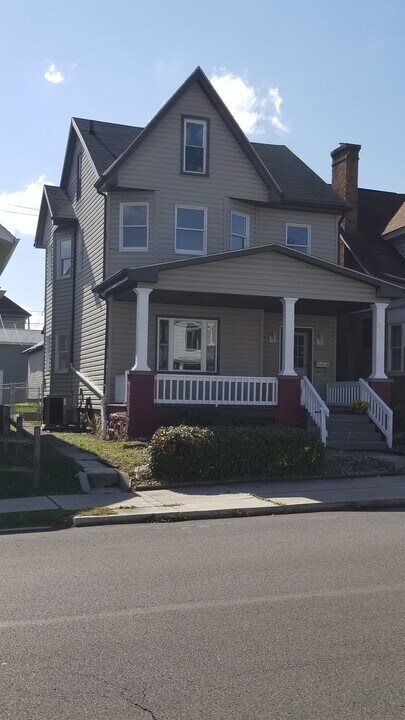 903 N 3rd St in Altoona, PA - Building Photo