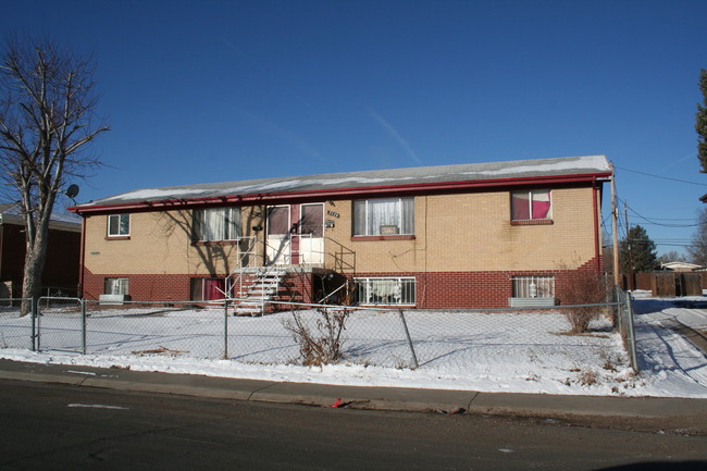 7125-7131 Stuart St in Westminster, CO - Building Photo - Building Photo