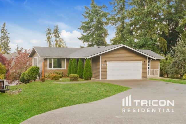 property at 522 64th Ave Ct E