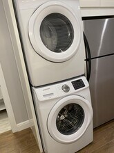 224 Main St, Unit 2 in Malden, MA - Foto de edificio - Building Photo