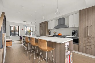 71 Greene Ave in Brooklyn, NY - Building Photo - Building Photo