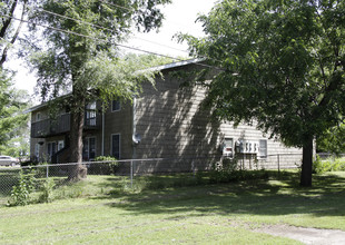 1115 Hampshire St in Prescott, WI - Foto de edificio - Building Photo