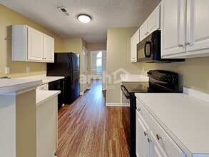 182 Bonnie Woods Dr in Greenville, SC - Building Photo - Building Photo