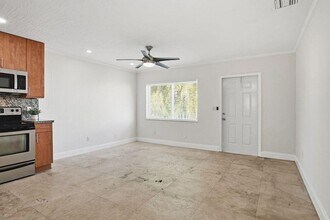 1900 NE 46th St, Unit A6A in Fort Lauderdale, FL - Building Photo - Building Photo