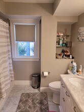 183 Main St, Unit 1st floor in Melrose, MA - Foto de edificio - Building Photo