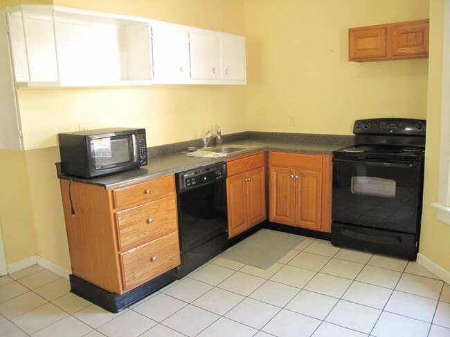 226 Eddy St, Unit 226 Eddy Street