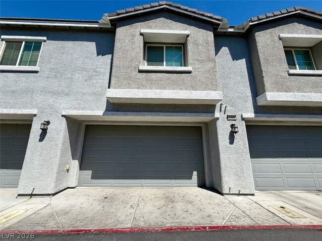 property at 4536 Lafontaine Ct