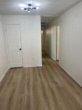 990 W Oak St in Stephenville, TX - Building Photo - Building Photo