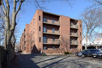 Elm Street Condominiums in Quincy, MA - Building Photo - Building Photo